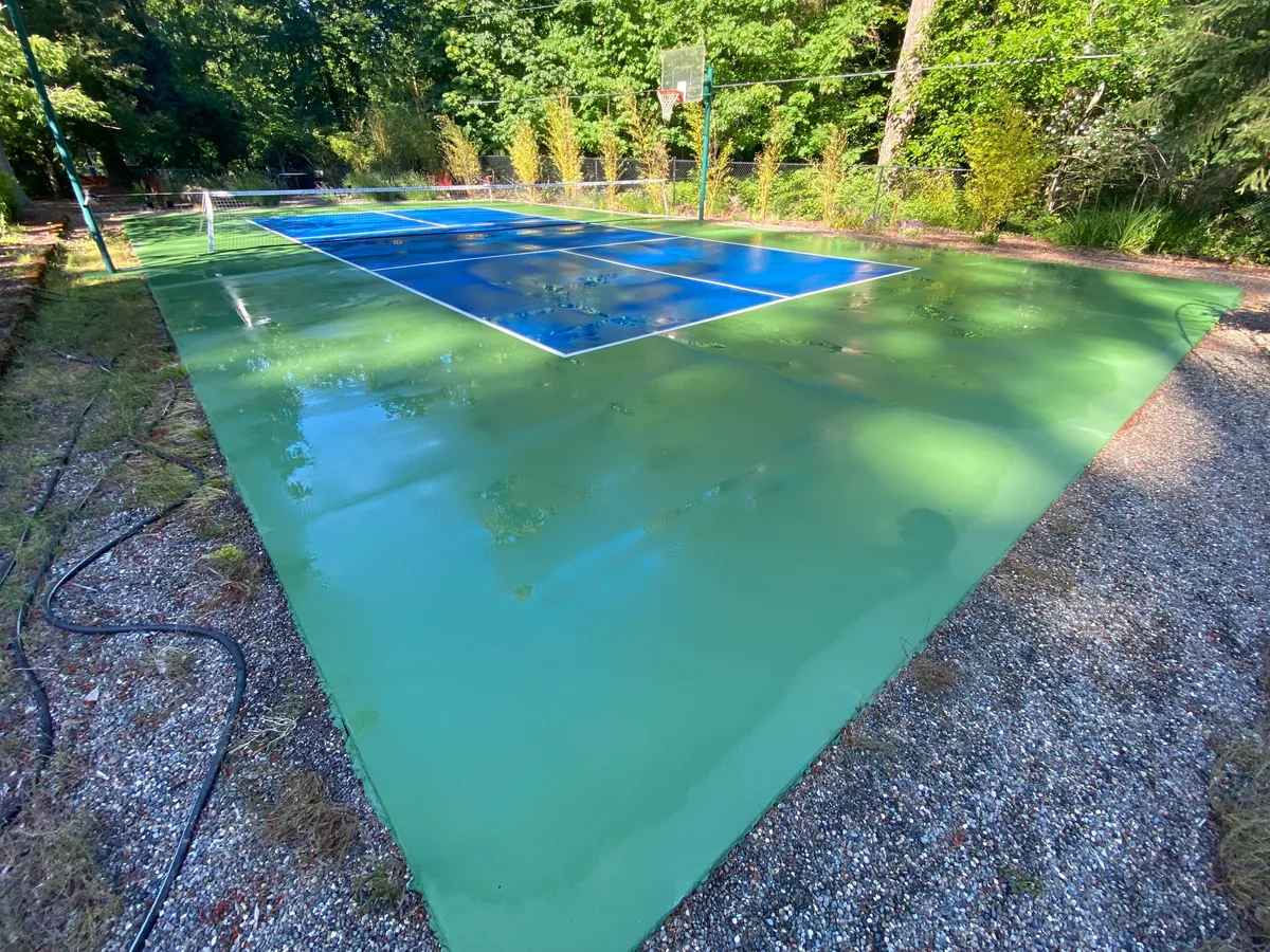 Olympia commercial outdoor sports court cleaning