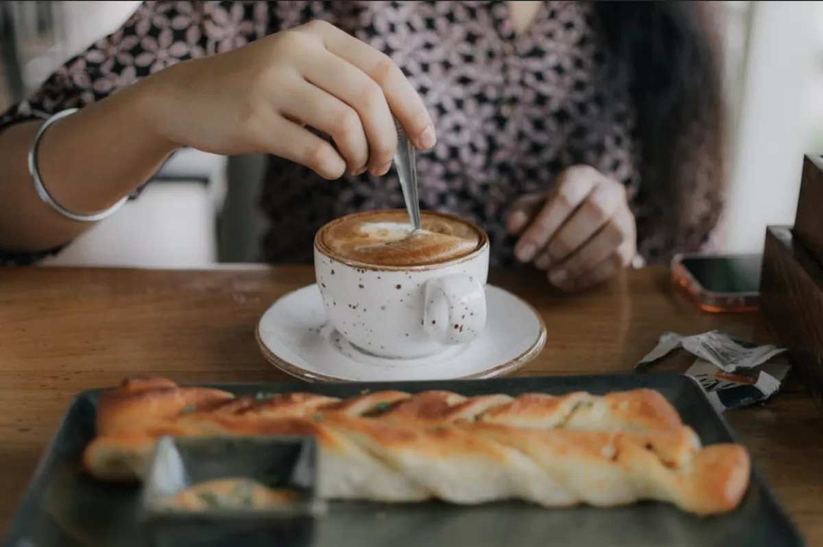 breakfast at a cafe