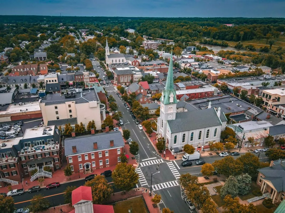 Why Choose a Local Fredericksburg HVAC Contractor?