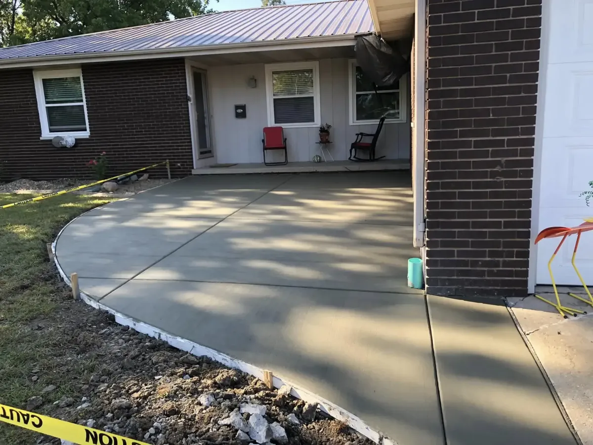 Springfield City Concrete builds and installs Slab