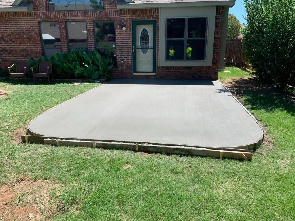 Springfield City Concrete builds and installs Patio