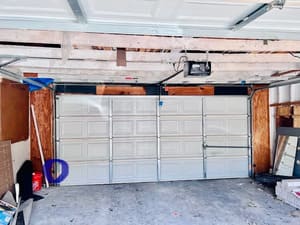 {{ custom_values.service_1 }} in {{custom_values.area_1})