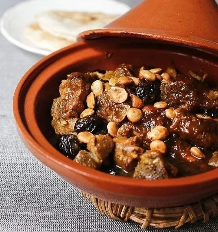 Kawtar-café-TAJINE-VEAU-PRUNEAUX