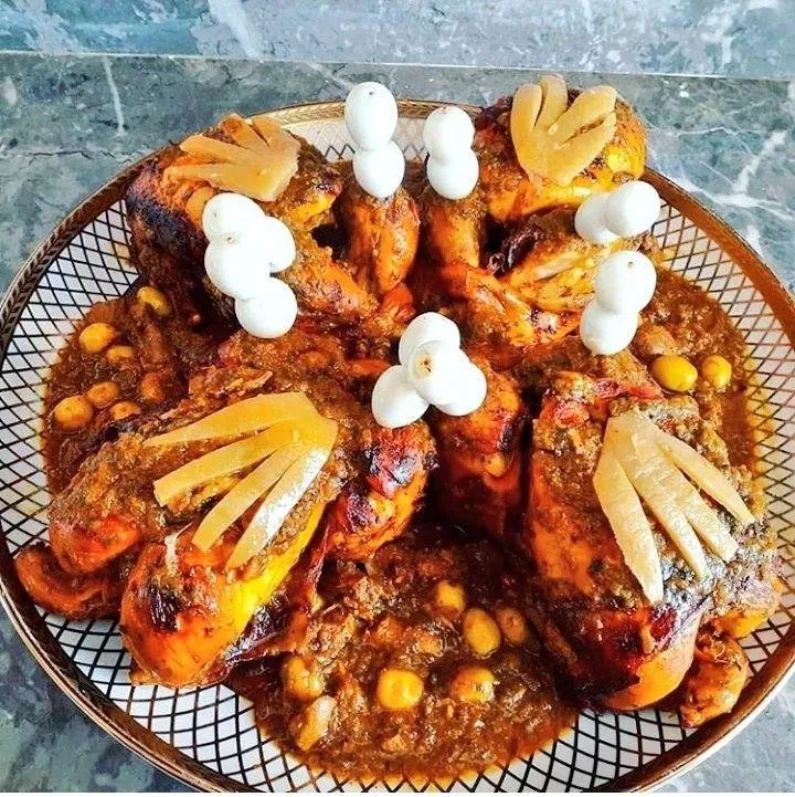 Kawtar-café-POULET-AUX-DAGHMIRA-ET-OLIVES