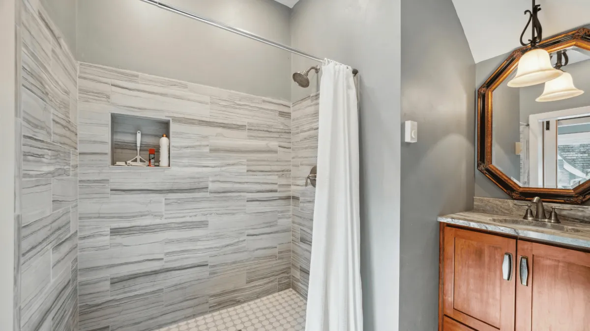 Tiled Showers in Wood County