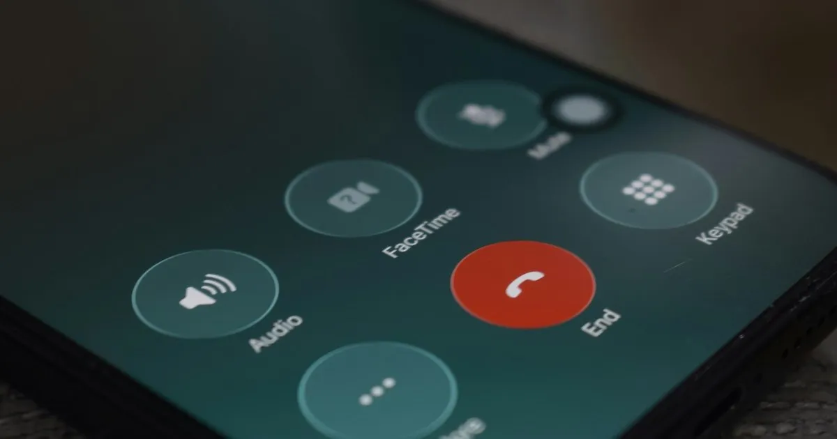 AI Voice Agent for Small Business: What It Answers and What It Should Not