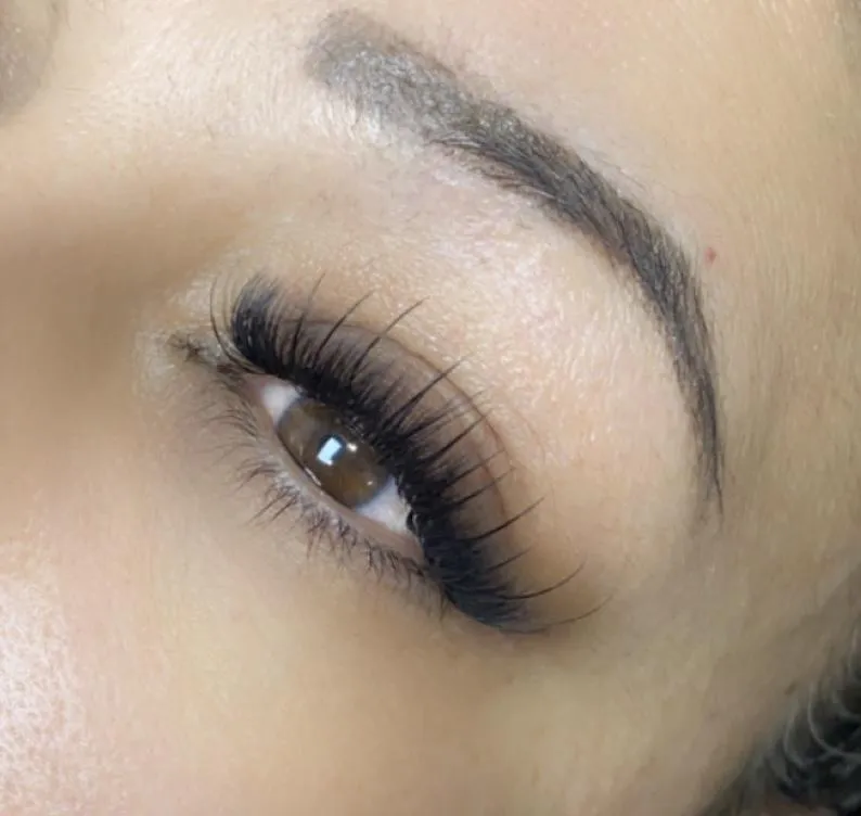 Sugar Lash Artistry Eyelash Wispy Extensions Set 