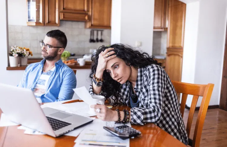 Support client : cliente en difficulté avec ses documents