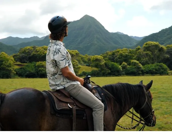 Man on Horseback tour in Kualoa Valley