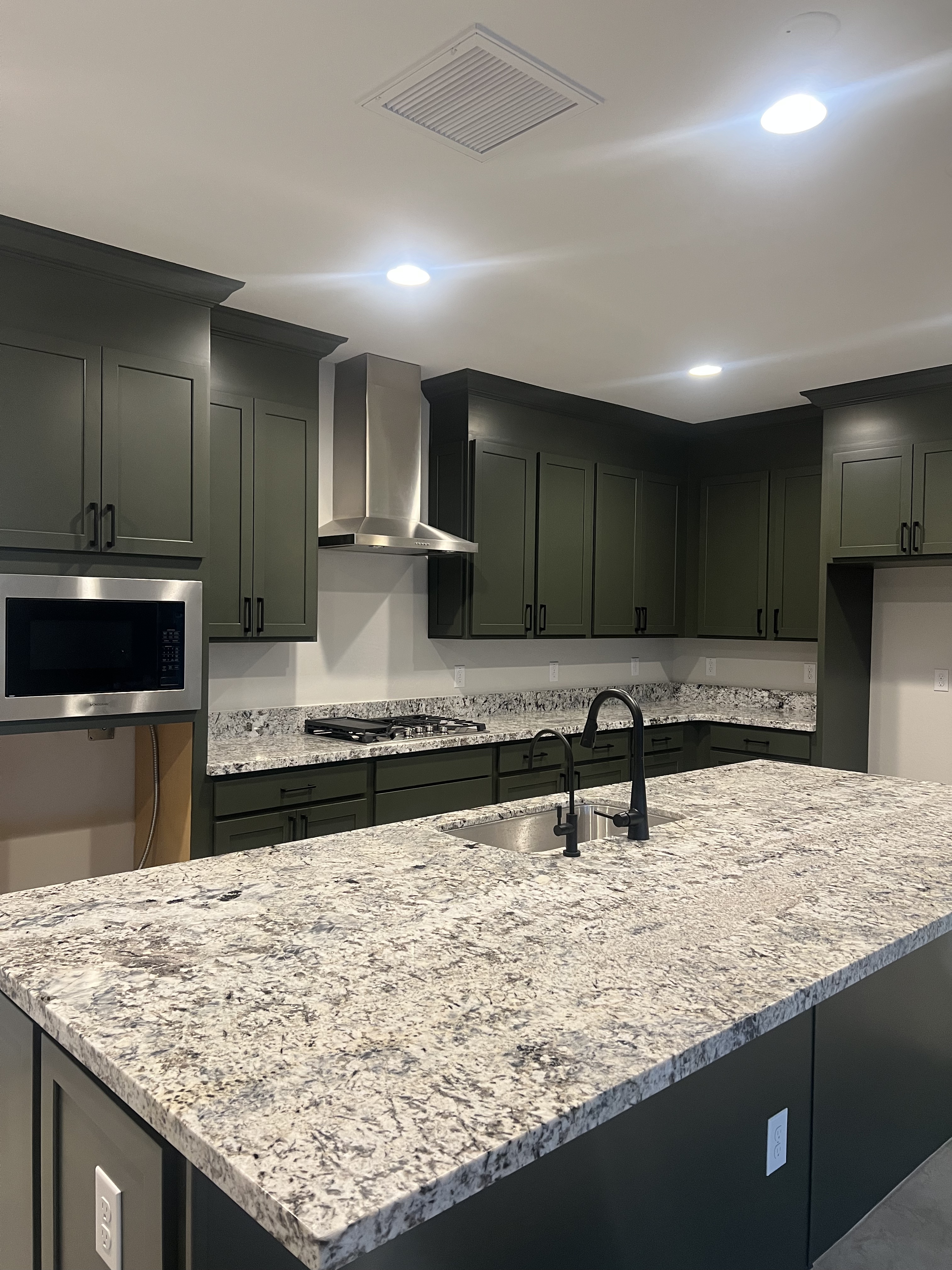 hunter green kitchen