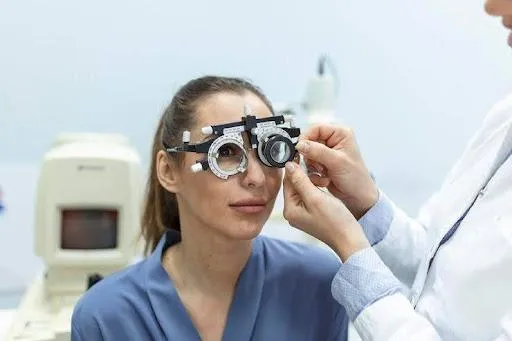 ophthalmologist for LASIK