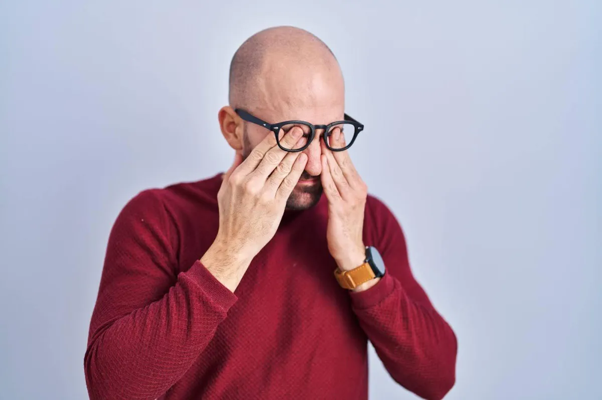eye floaters and flashes