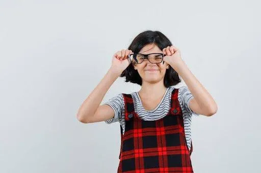 alternatives to glasses for kids