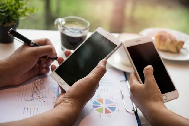 reduce eye strain iPhone