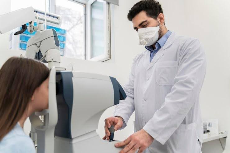 glasses feel distorted