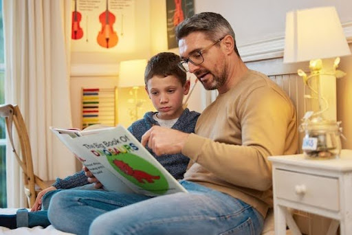 warning signs of myopia in toddlers