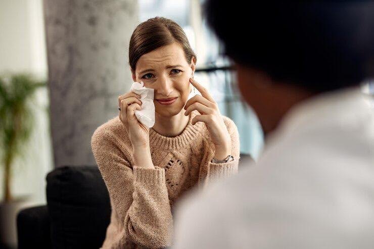 contact lens allergy symptoms