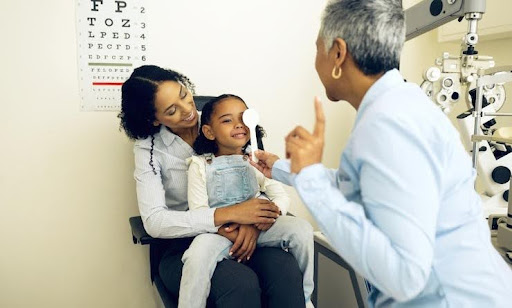 myopi warning signs in kids