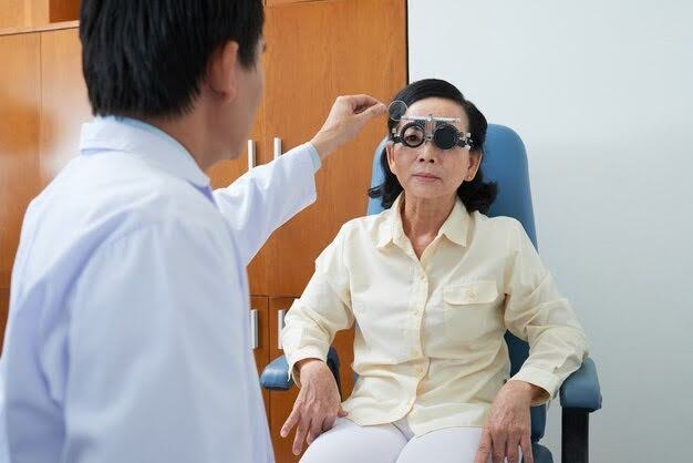 eye misalignment and headaches