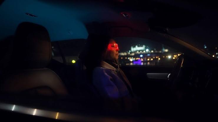 glare while driving at night