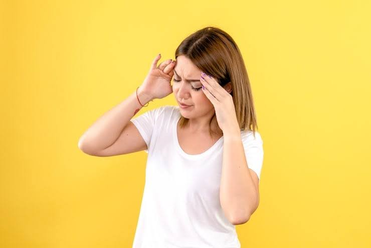 are frequent headaches an eye problem