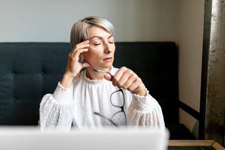 headaches from eye strain