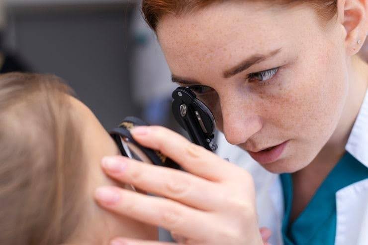 contact lenses after LASIK problems