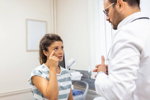 keratoconus dry eye