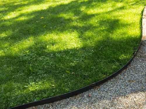  Lawn Maintenance