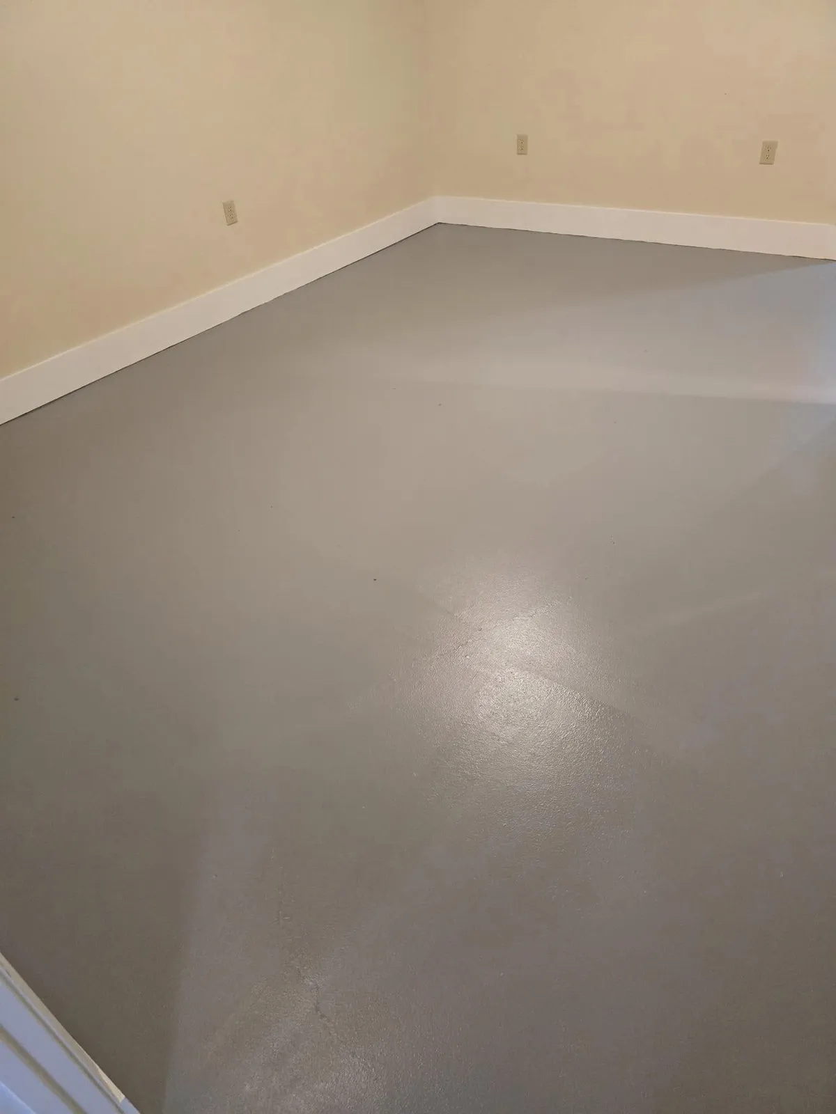 Smooth coated floor in Beaufort NC