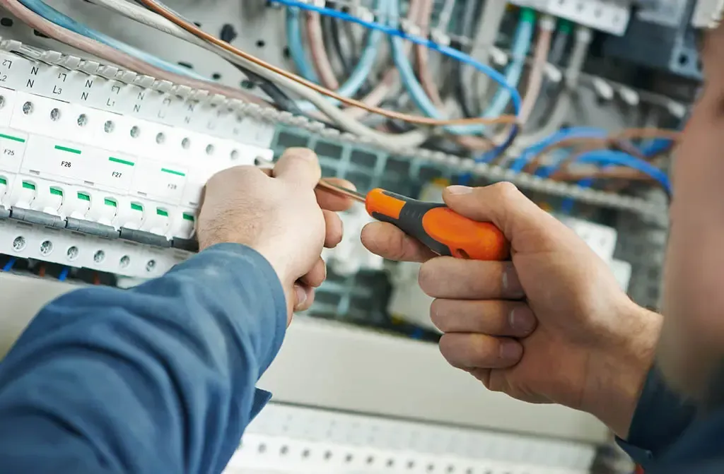 industrial electrical maintenance