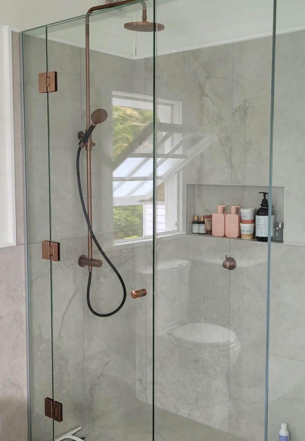 modern bathroom shower cleaning North Shore Auckland bathroom cleaning service