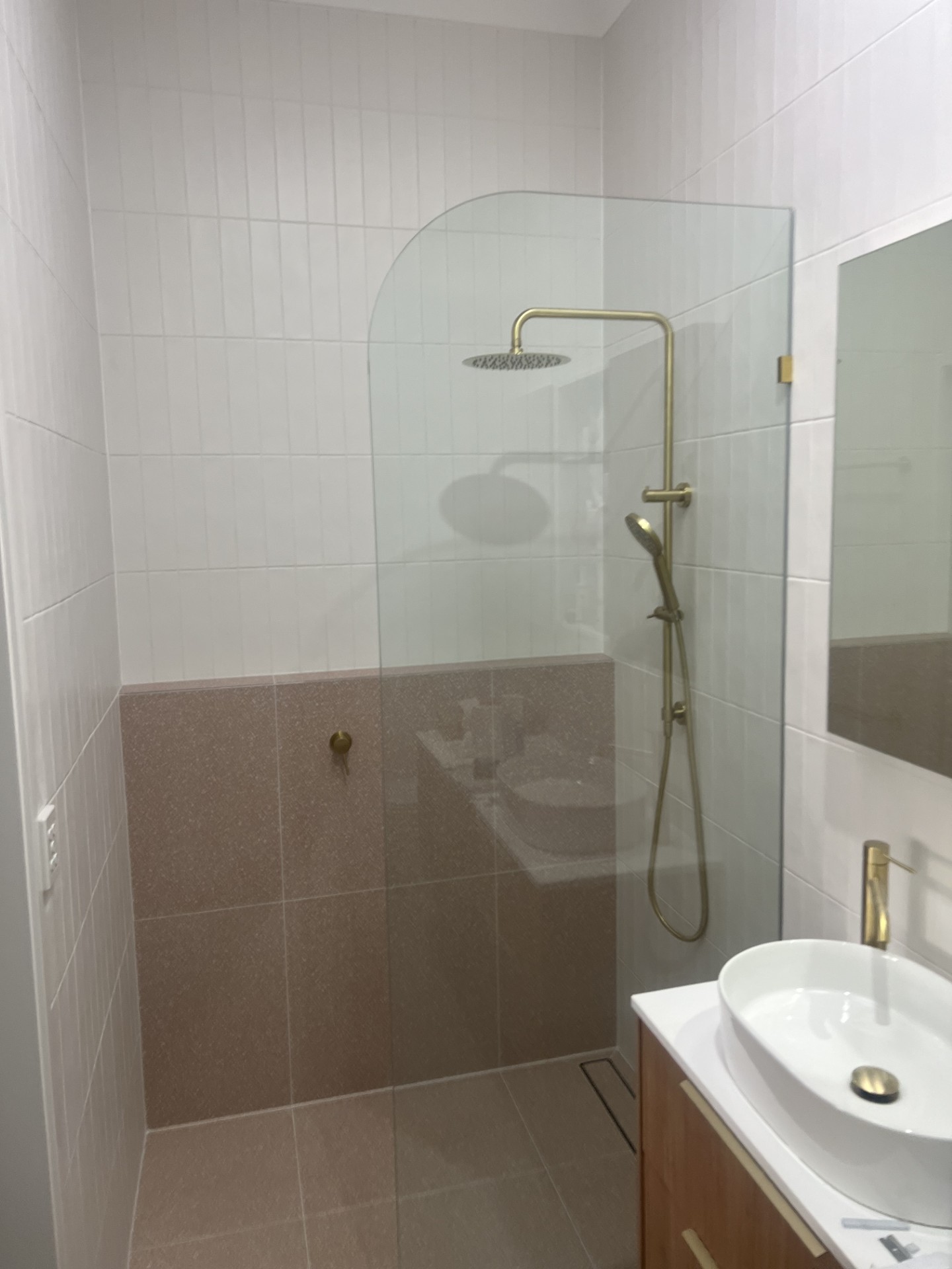 Walk-in shower screen with single toughened glass panel Torquay