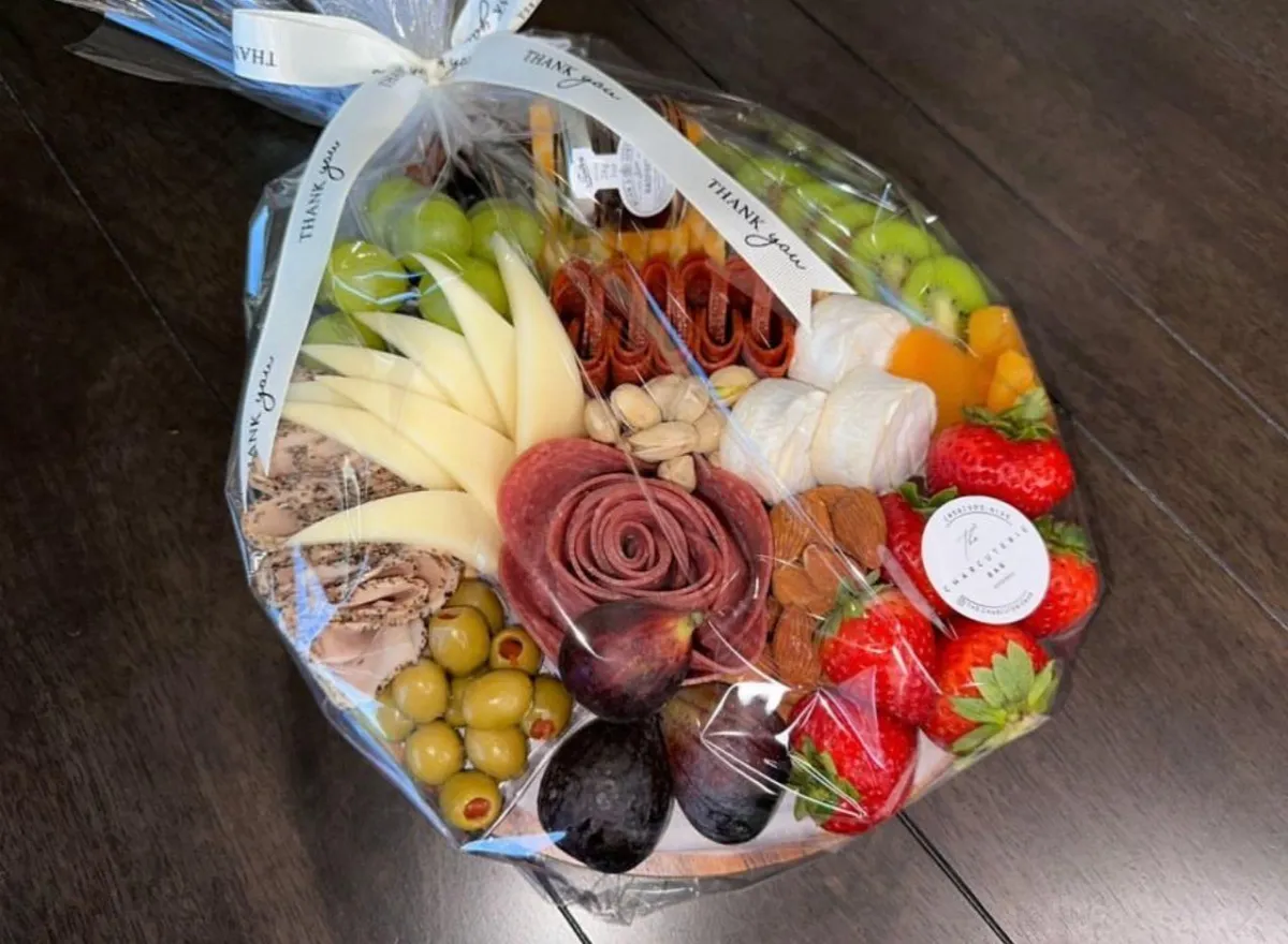 medium charcuterie board
