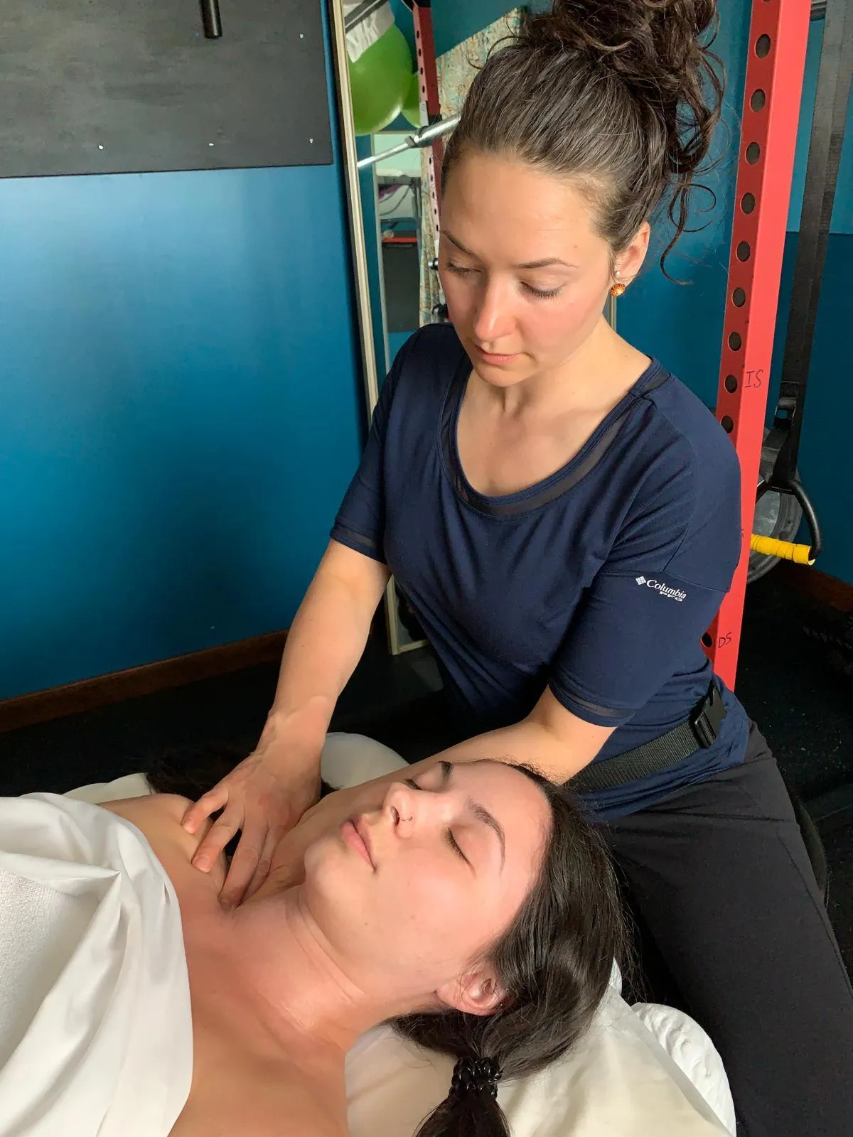 Janessa Williams, massage therapist helping relieve muscle tension