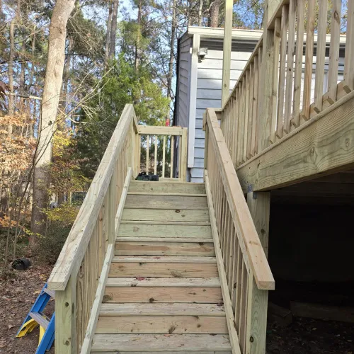 Licensed deck contractor creating a custom outdoor space in Chapel Hill, NC