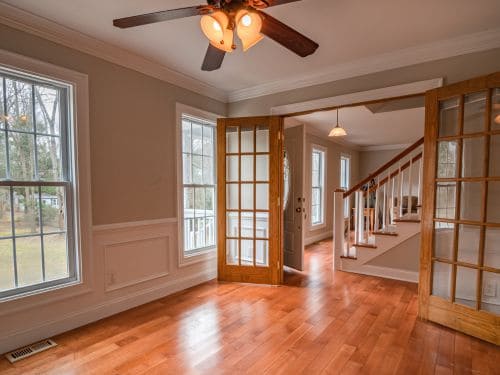 Laveen Interior Door Installing