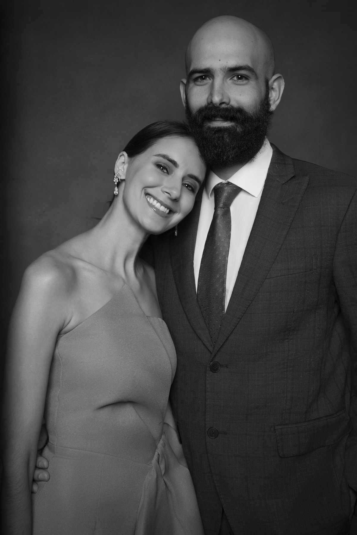 Why the Best Wedding Portrait Isn’t of the Couple