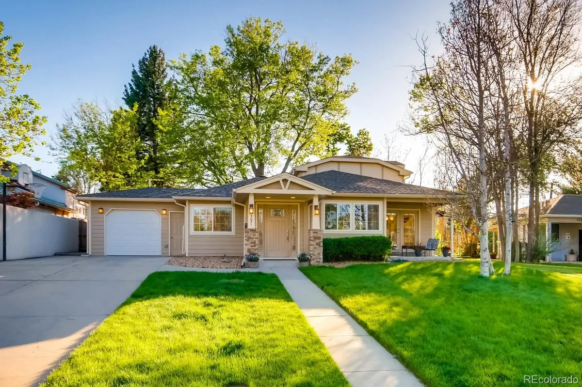 Is May a Good Time to Sell a House in Littleton, Colorado?