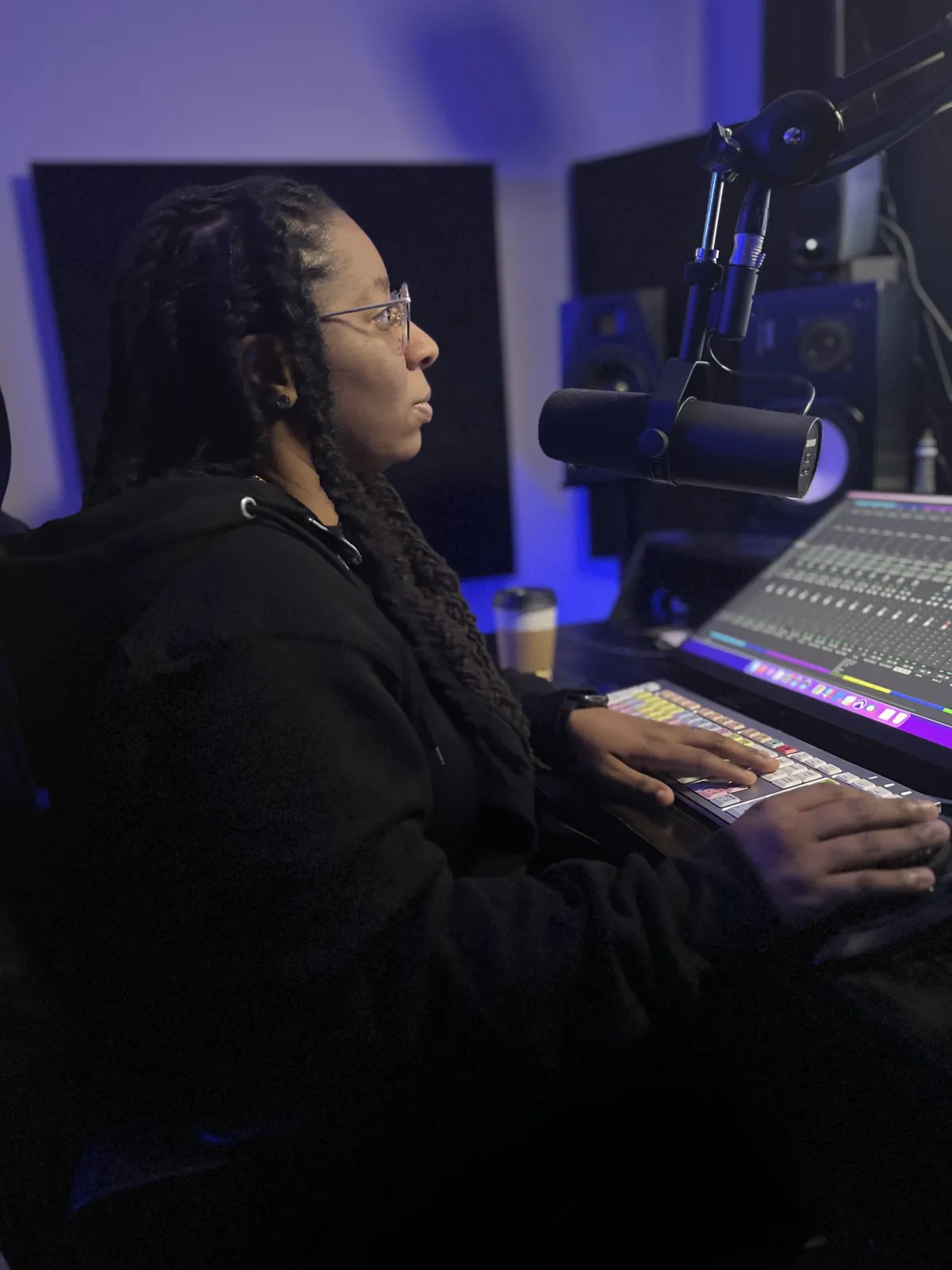 What to Expect on Your First Day at a Recording Studio