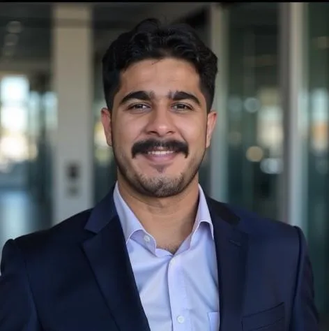 Saud Chaudhry - Operations Director of MomentumFi Marketing
