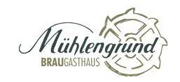 Logo Mühlengrund BraugastHaus: elegante Schrift mit stilisiertem Emblem.