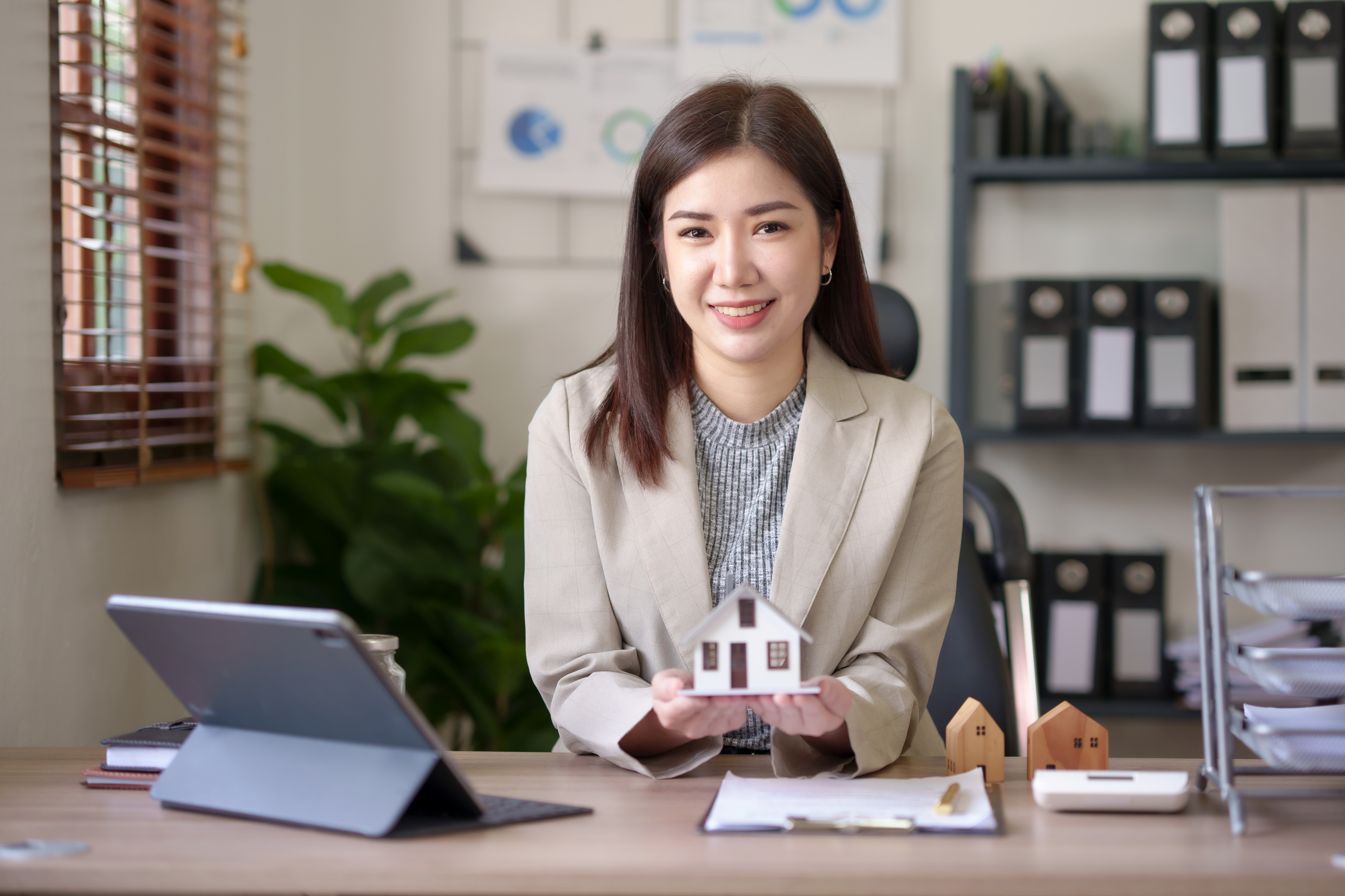 The 'Wait and See' Trap: Educating Yourself in Pinellas Real Estate