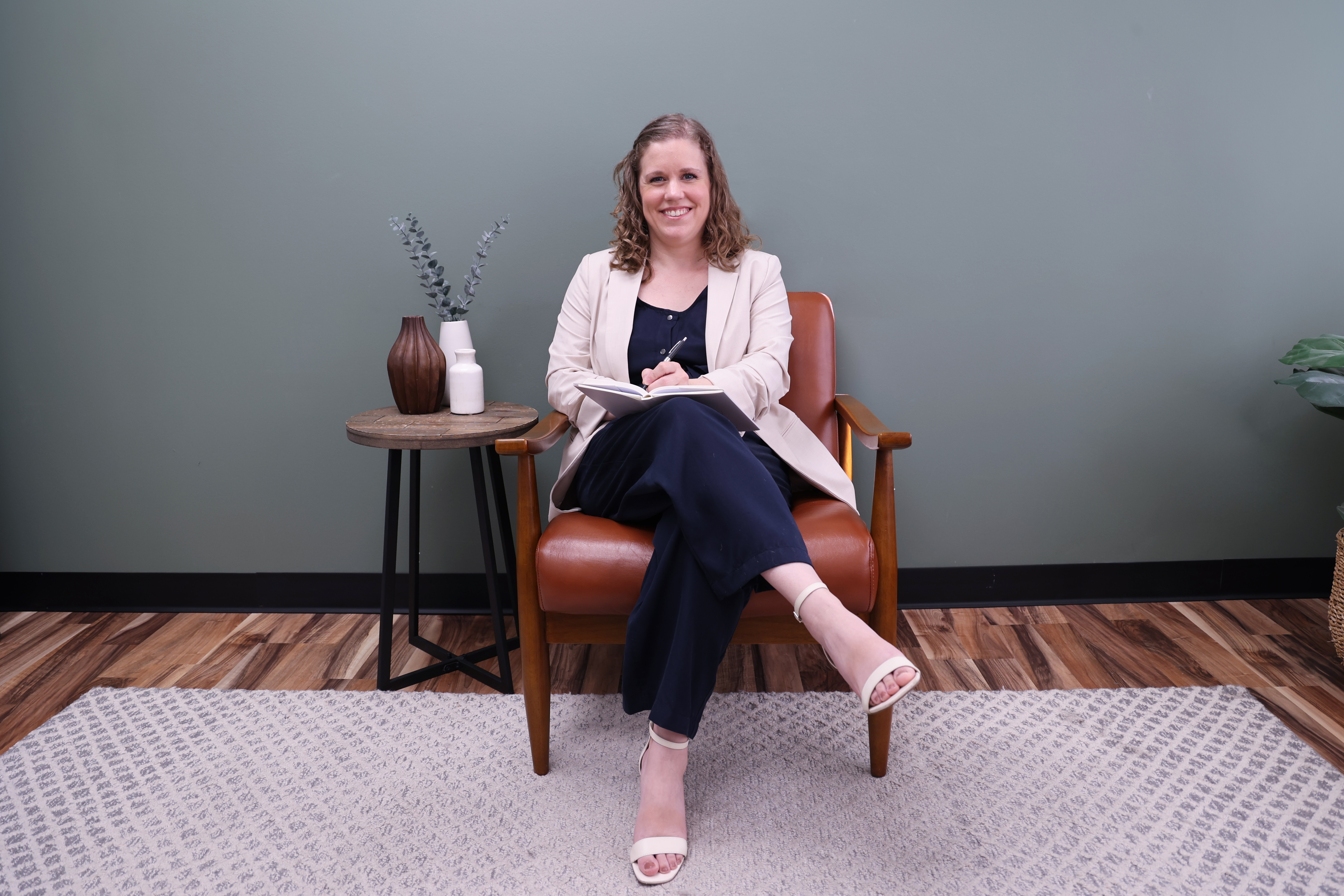 Dr. Emily Altunay is ready to answer your questions about EMDR, trauma, anxiety, and burnout therapy