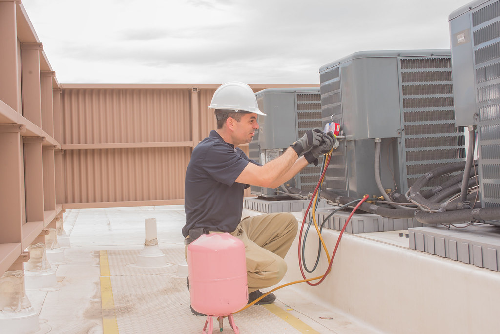 HVAC Contractors Denton TX: How Professionals Diagnose AC Problems Early