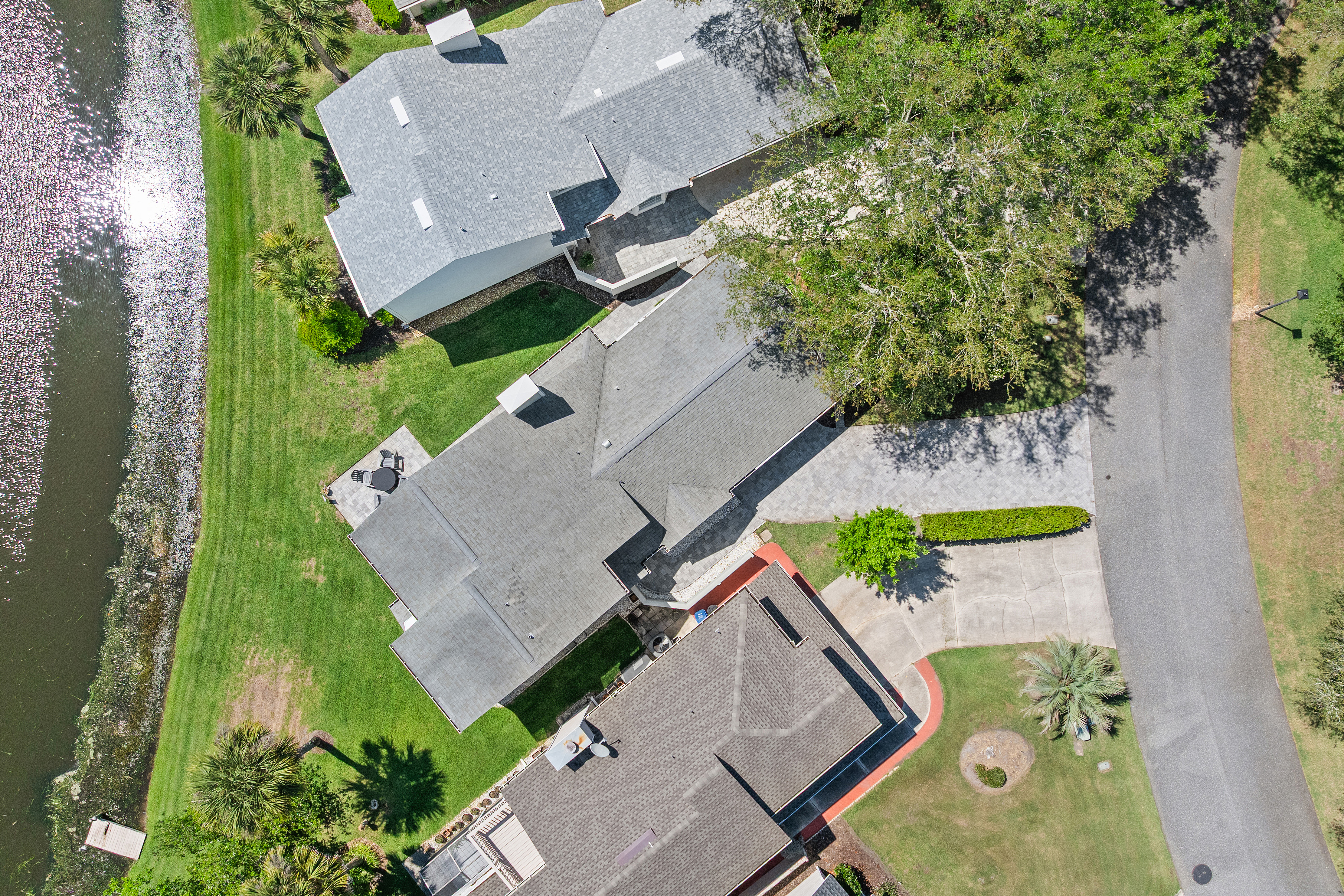 107 Island Dr, Ponte Vedra Beach: Waterfront Fairfield Cottage