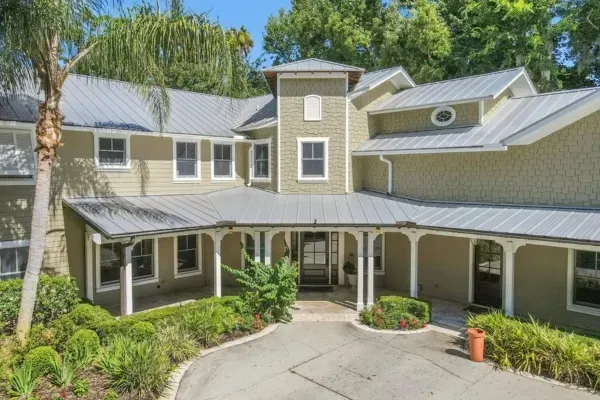 127 S Roscoe Boulevard in Ponte Vedra Beach, an Intracoastal estate with a private dock and two boat lifts.