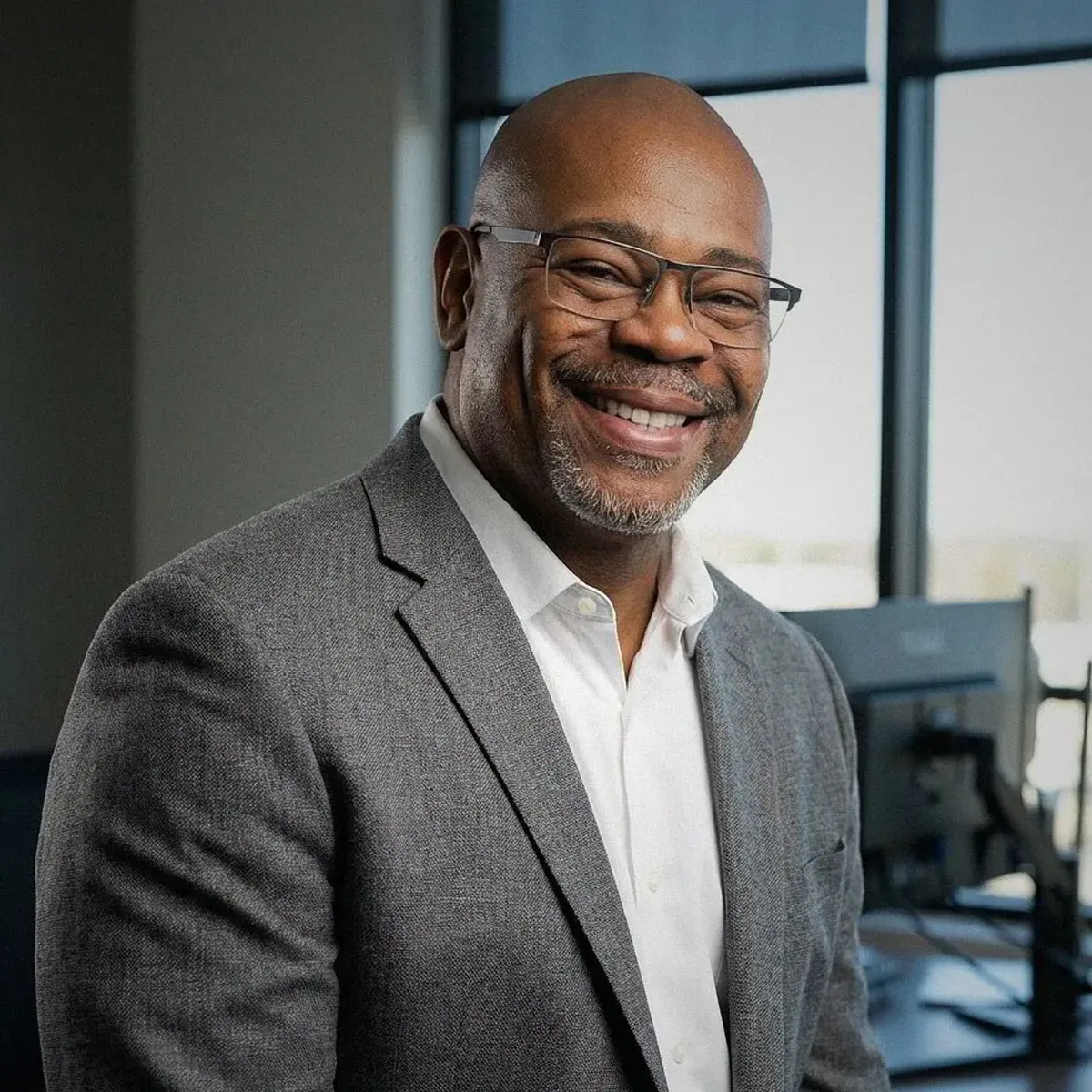 Lawrence Smith Business and Executive oach