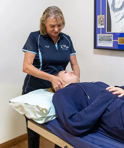 Oatley physio treating client