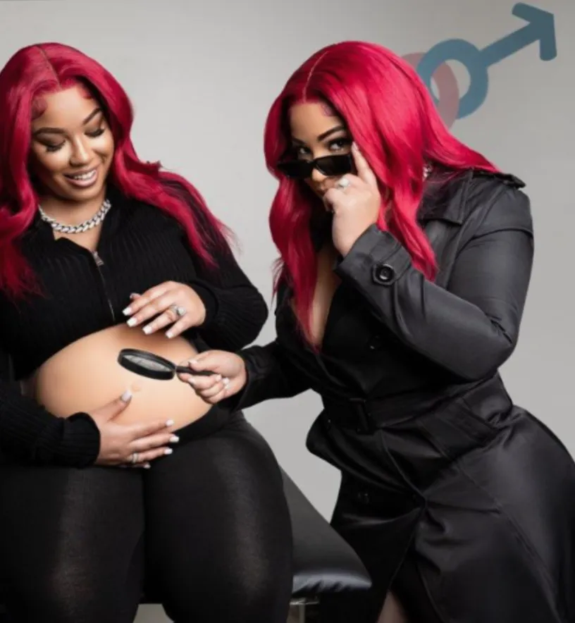 Pregnant woman using a mobile app in a sunlit living room, smiling, with a supportive partner beside her, modern Scandinavian decor, natural light, 3:2 aspect ratio